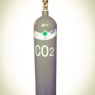 Бутилка с СО2 /въглероден диоксид/